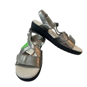 Grasshoppers Ortholite Memory Foam Cherry Gray Sandals Womens Size 7.5 New